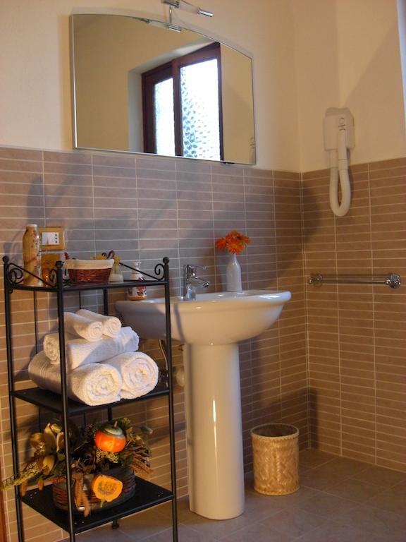 Pietra Preziosa Bed & Breakfast П'єтра-Лігуре Номер фото